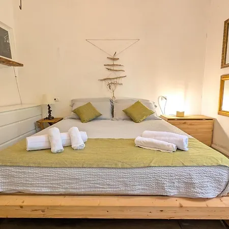 Wood House شقة بيرغامو